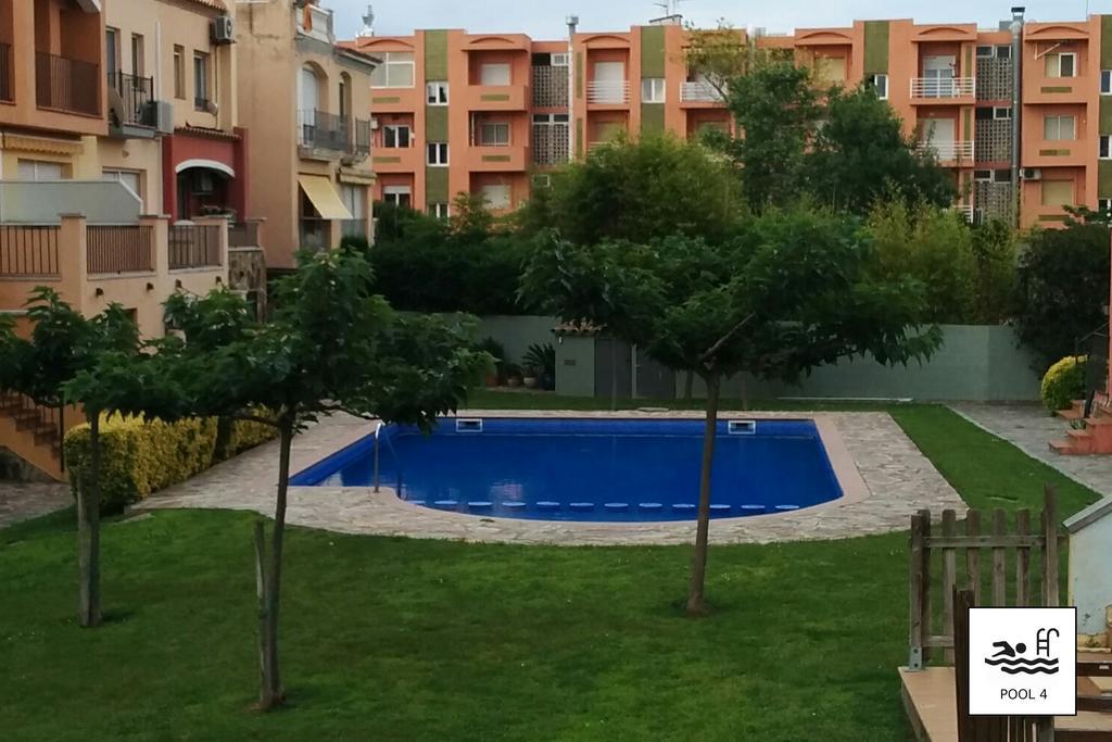 Mirablau Lägenhet Empuriabrava Exteriör bild